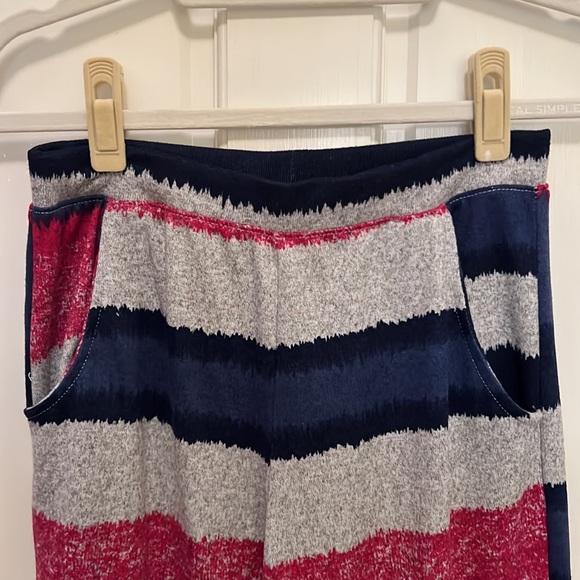 Lot of 4 Kids Jogger Sweatpants Pink Blue Green White Gray Pockets Size XL - Picture 3 of 15